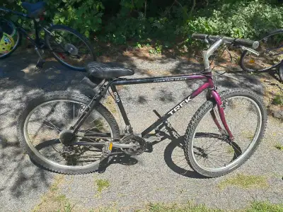 Trek Mountain Track 850, View more
