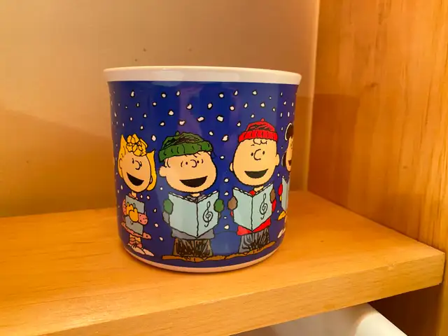 Christmas Mug (NEW) Ceramic Peanuts 20 oz. BARGAIN!558827377294714882
