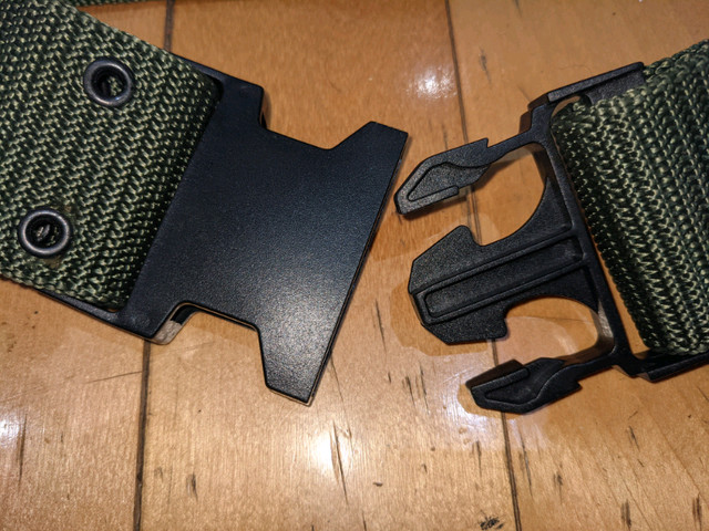 Military style web waist belt in Men's in City of Toronto - Image 2
