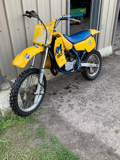 1989 RM 80 runs but could use a carb clean has been sitting in the back of my heated shop for years...