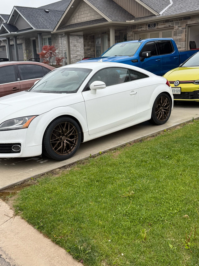 2012 Audi TT.  in Cars & Trucks in Owen Sound - Image 2