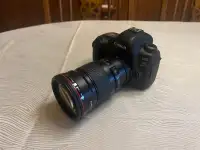 Canon EOS 5D Mark 4 and 200mm lens