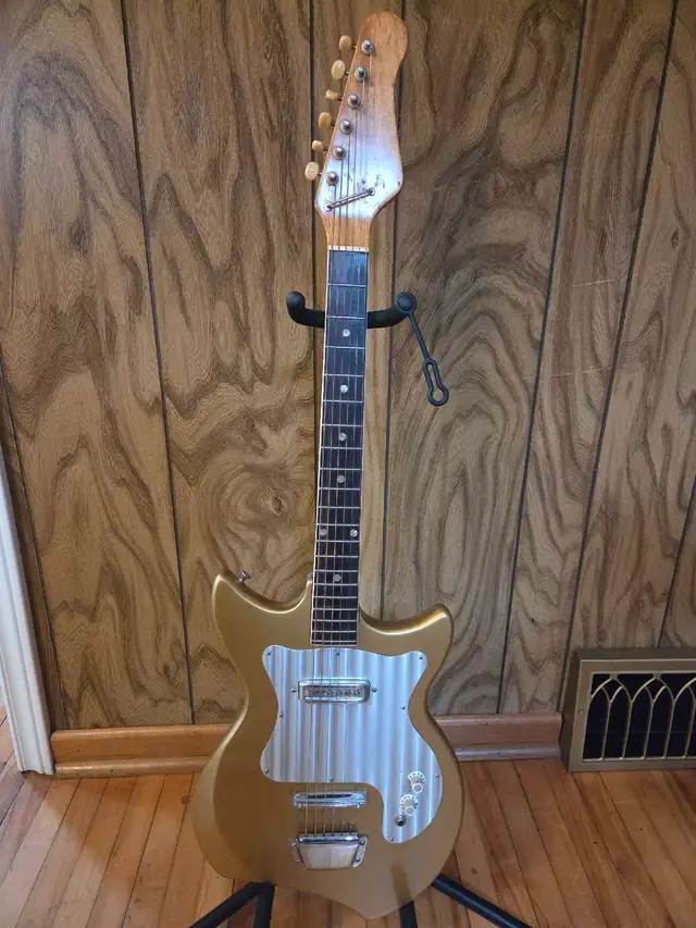 ELECTRIC GUITAR 442454238403635200