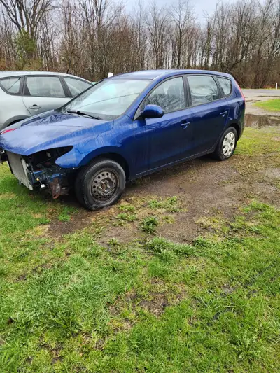 Parting out body, hood, doors, fenders (passenger side has a fixable small crease), rear clip, tail...