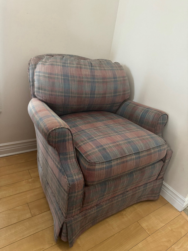 Free Chair in Free Stuff in Dartmouth - Image 2
