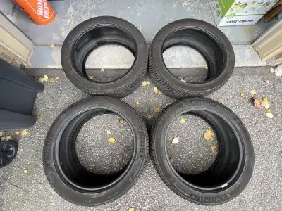 Selling a set of 4 Michelin Pilot Alpin 5 SUV Winter Tires 255/45/R20 - Used for 2 winters - Been st...