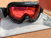Bollé ski/ snow boarding goggles