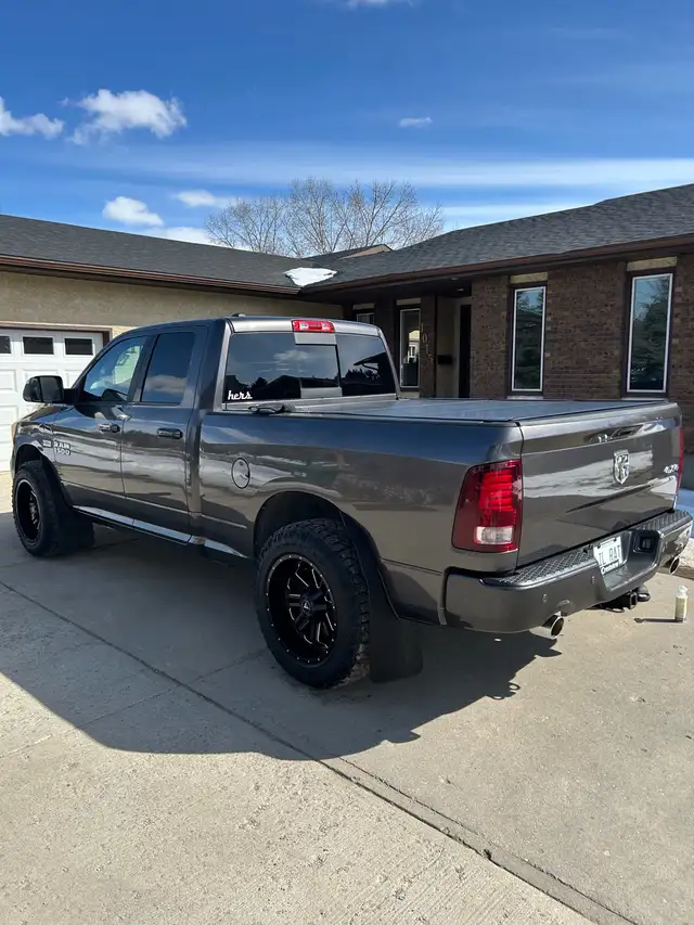 2014 Ram 1500 Sport520332005334077442