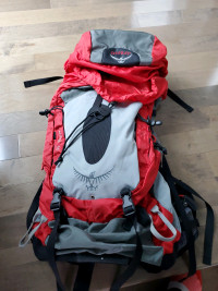 BRAND NEW - NEVER USED - Osprey Atmos 50 Backpack - L - Red!