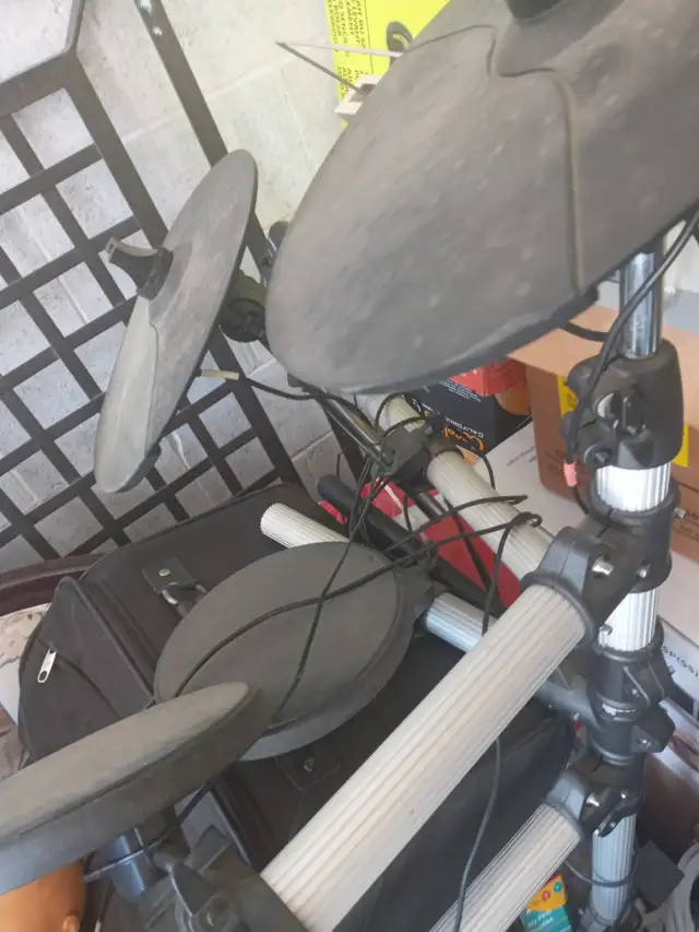 Electronic Drums in Drums & Percussion in City of Toronto - Image 6