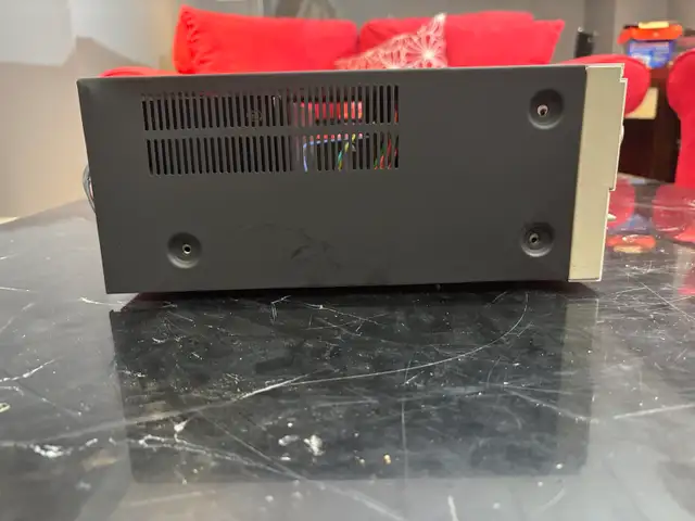 Vintage Stereo Amplifier in Stereo Systems & Home Theatre in Kitchener / Waterloo - Image 6
