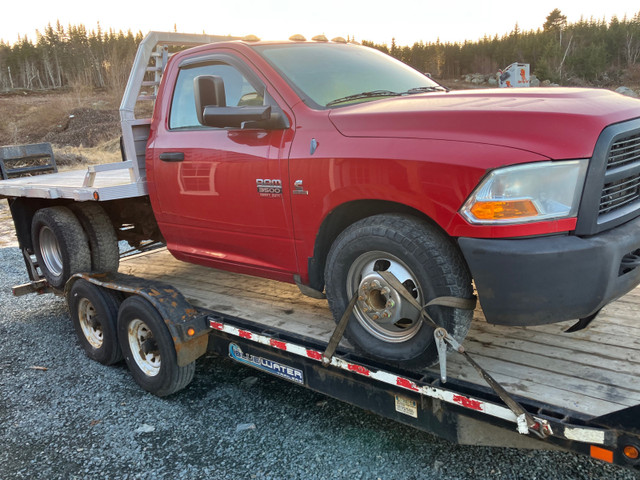  2012 dodge 3500 for parts in Cars & Trucks in Cole Harbour - Image 2