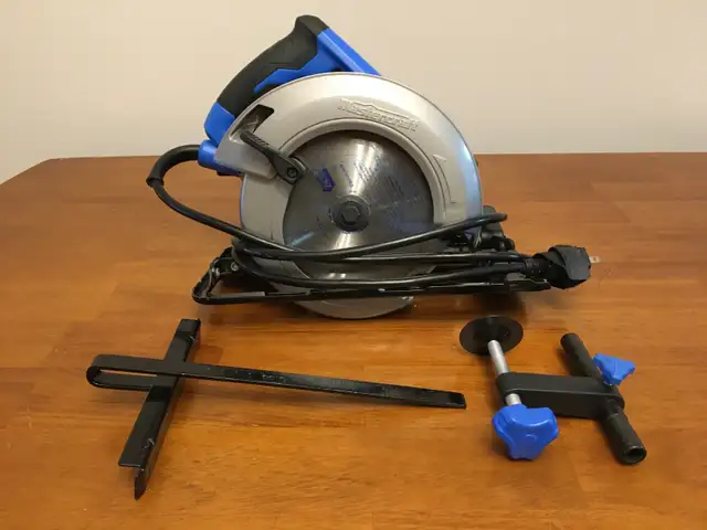 Mastercraft 14A Circular Saw w/ LED Work Light in Power Tools in St. John's - Image 2