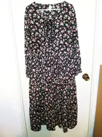 Five beautiful long dresses Sizes 14-18