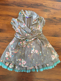 Dresses size 3T