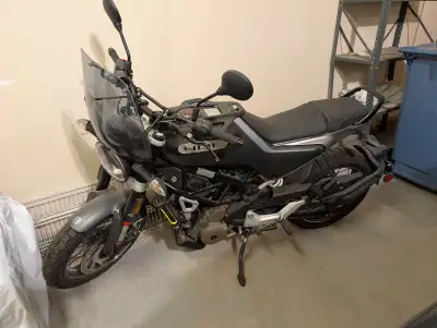 Looking to sell my Husqvarna Svartpilen 401. 2021 model year. Less than 1000km on it. Basically bran...