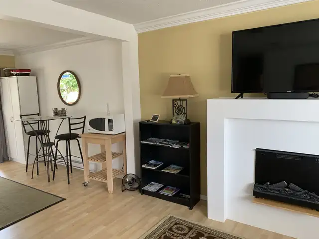 Furnished one bedroom suite. (short term/med term vacation) in British Columbia in Canada - Image 6