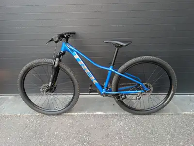 Trek Marlin 6 XS 27.5er Frame Mountain Hardtail Bike, View more