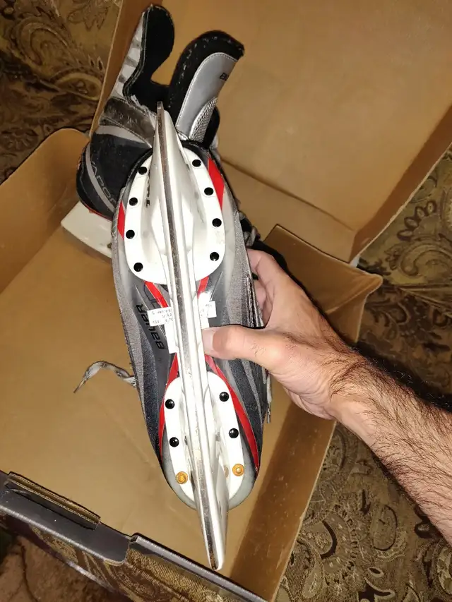 Bauer Skates in Skates & Blades in Markham / York Region - Image 8