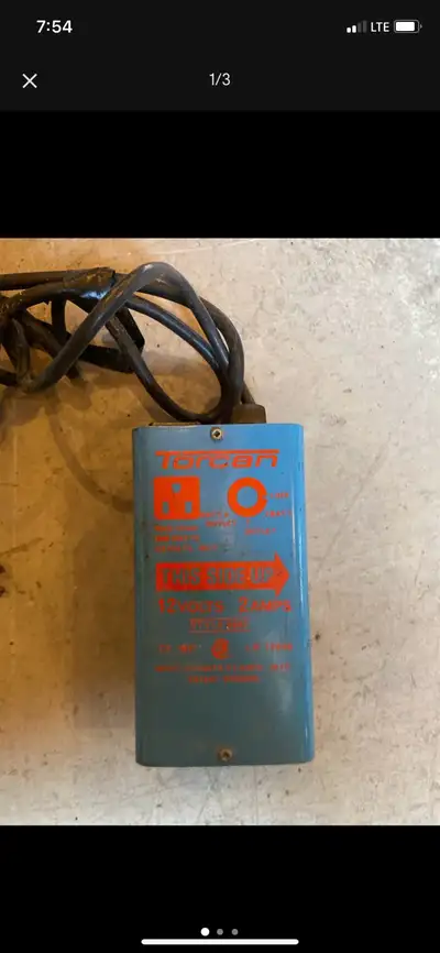 This is a used Torcan HO Throttlepack power supply, 12 Volts - 2 amps, style 100. It has a speed con...