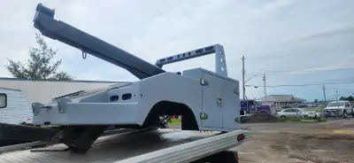 2006 vulcan 881 wrecker body ,custom boxes. 5k obo