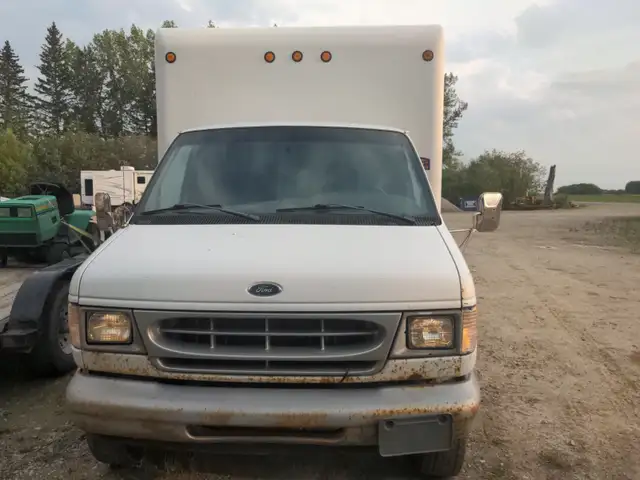 1998 Ford E350 Cube Van