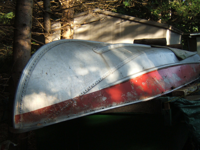 12" ALUMINIUM BOAT in Powerboats & Motorboats in Barrie - Image 2