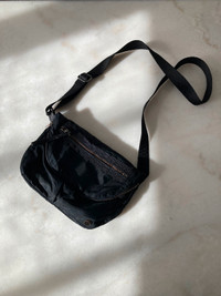Lululemon festival bag (black)