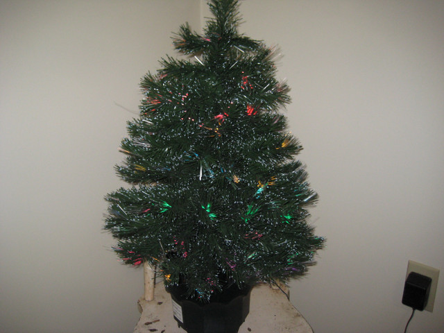 Fibre optic xmas tree in Holiday, Event & Seasonal in Peterborough - Image 3