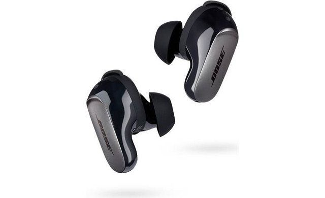 Bose QuietComfort Ultra In-Ear Noise Cancelling  in Headphones in Mississauga / Peel Region - Image 2