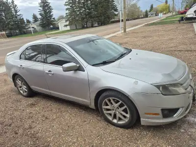 In good condition, I bought a truck and would want to sell the Ford fusion