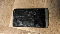 LG G3 Smartphone cracked screen for parts or repair **READ**