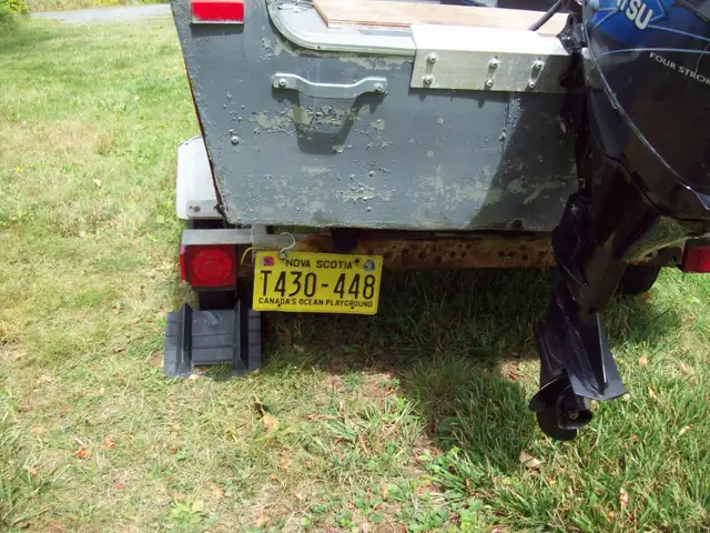 14 FT PRINCECRAFT FISHERMAN FOR SALE in Powerboats & Motorboats in Cape Breton - Image 5