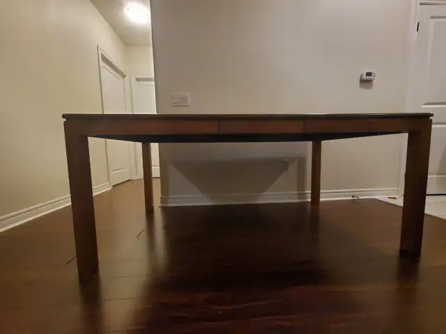 Used dining table62863738807042123