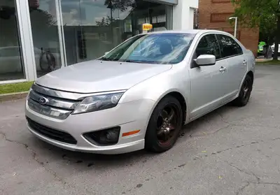 Description Ford Fusion SE 2010 – Aucun accident, pneus d'hiver, fonctionne bien – 249 482 km Descri...