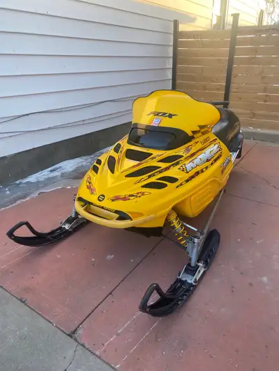 2001 skidoo M×z 700 adrenaline edition -super clean sled well looked after -always stored inside -94...