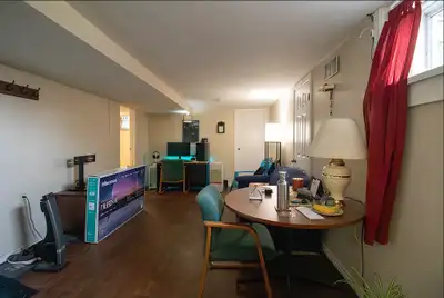 ✨ Spacious 1-Bedroom Basement Apartment – Prime Location! ✨