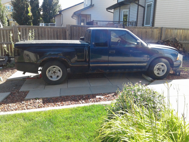 1999 Sonoma SLS for parts in Cars & Trucks in Medicine Hat