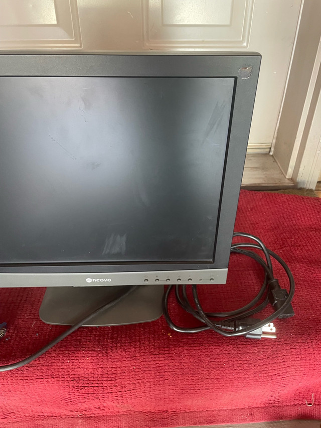 Neovo Monitor in Monitors in Calgary