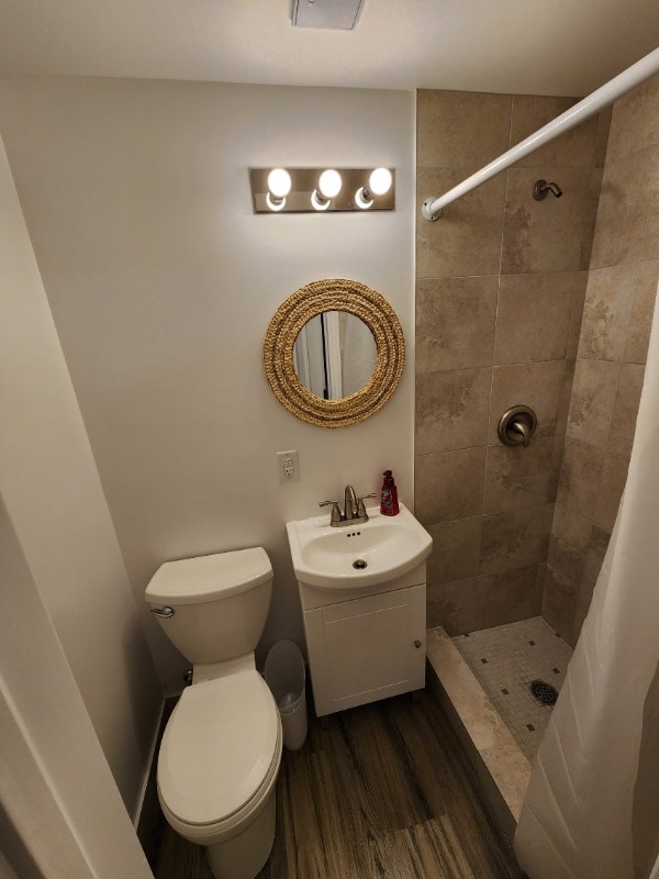 Brand New Basement Studio Apartment, All Incl. Private Space Short