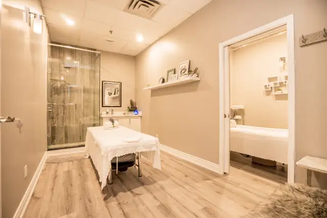 Full Body Massage 45 mins $45 only $10 OFF table shower massage in Massage Services in Mississauga / Peel Region - Image 7