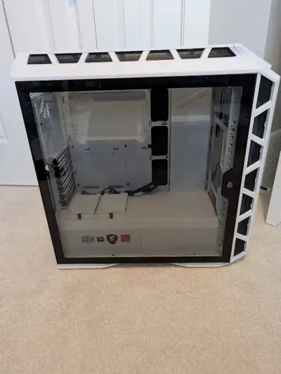 Cooler Master MasterCase H500P Mesh White mid-tower PC case, View more
