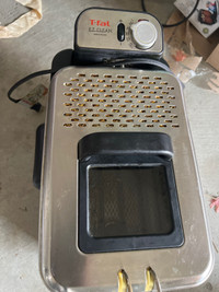 T-Fal EZ Clean Deep Fryer 