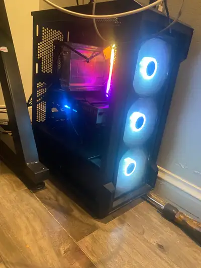 Selling my gaming pc runs amazing GeForce 3060 Ryzen 7 3700x Asus wifi card 500 gb ssd 2T M.2 ssd 32...