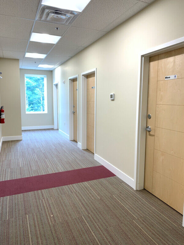 Brookline Plaza Business Centre in Commercial & Office Space for Rent in Bedford - Image 3