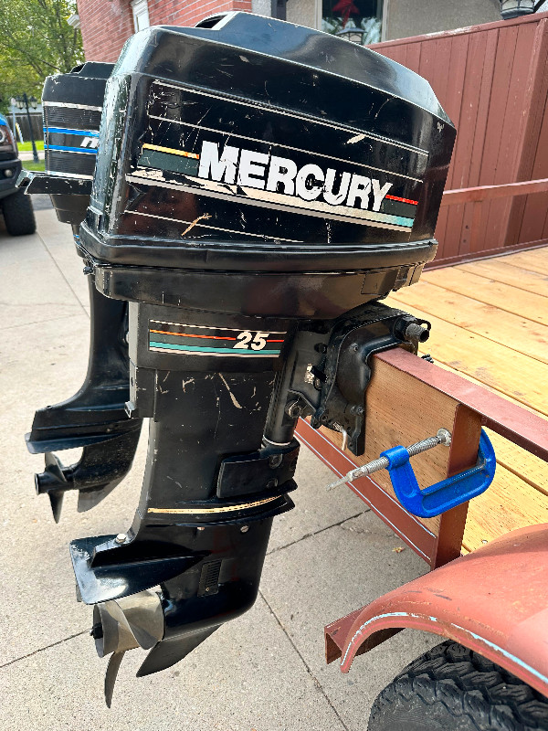 25 Hp Mercury Outboard in Boat Parts, Trailers & Accessories in Winnipeg