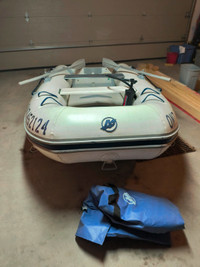 9ft 6 inch hypalon inflatable dinghy, excellent condition