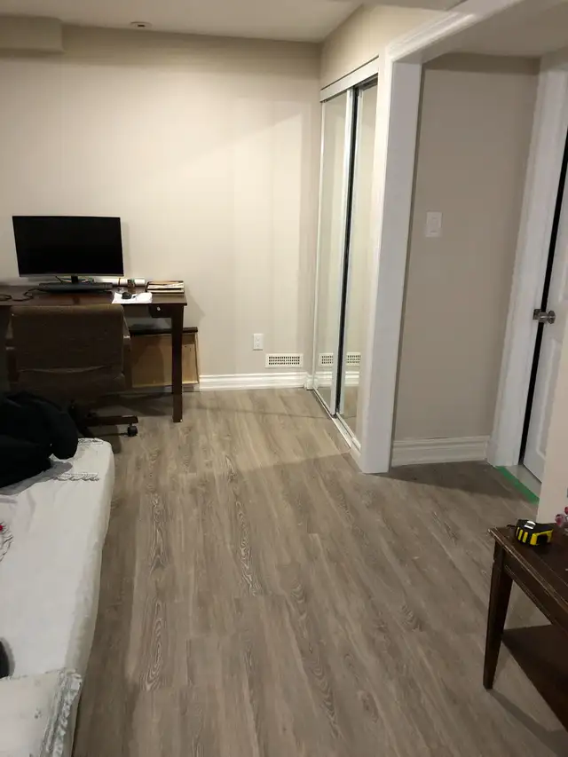 Prive room with attached washroom available for a couple or two in Room Rentals & Roommates in City of Toronto - Image 8