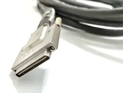 Amphenol Universal SCSI Cable, View more