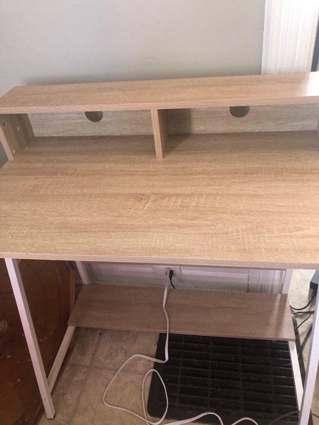 Computer desk in Desks in Ottawa